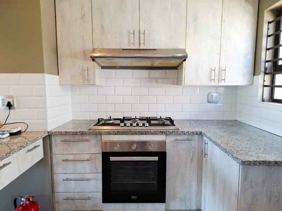 2 Bedroom Property for Sale in Heuwelsig Free State